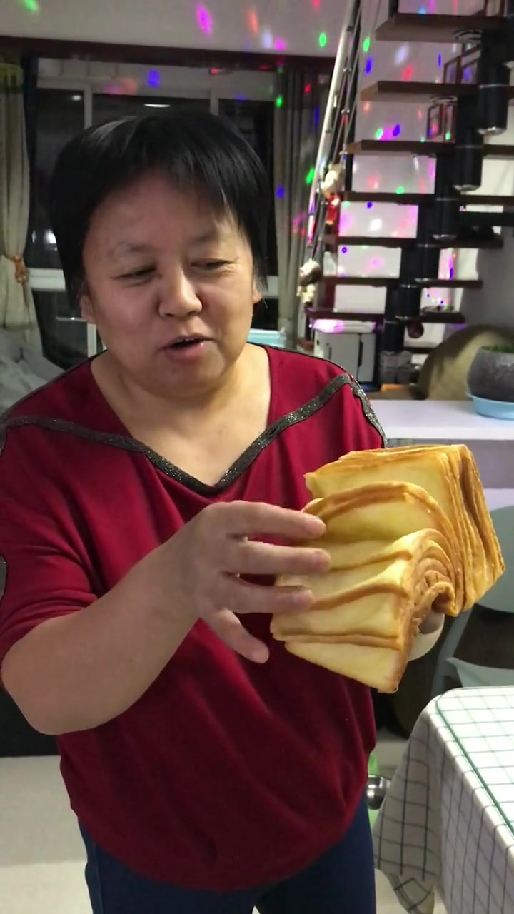 面包计划好吃的手撕千层牛乳吐司面包,只用安佳黄油,撕开吃贼过瘾 手撕面包 好吃到停不下来 