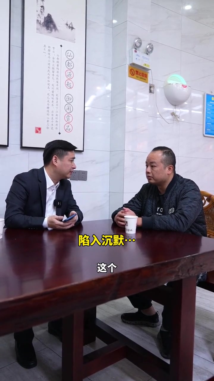 应广大粉丝要求,醴陵市副市长帮大家把仙都酱板鸭的价格打下来了!直播株洲 醴陵炒粉节