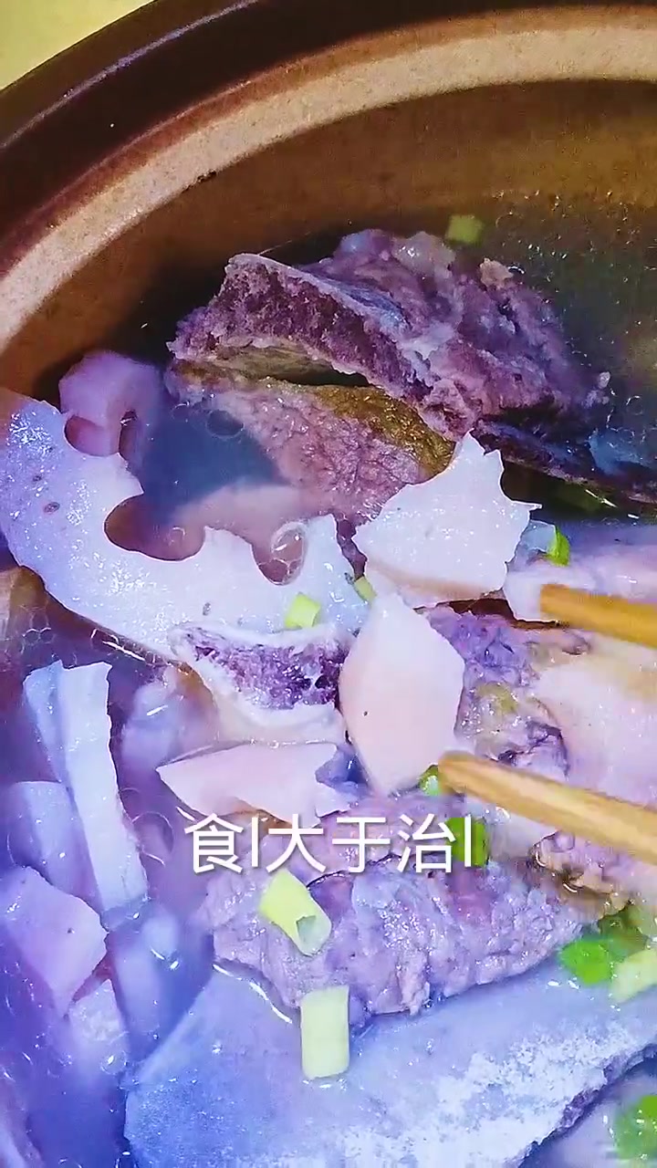 莲藕骨头汤,小孩子要多吃