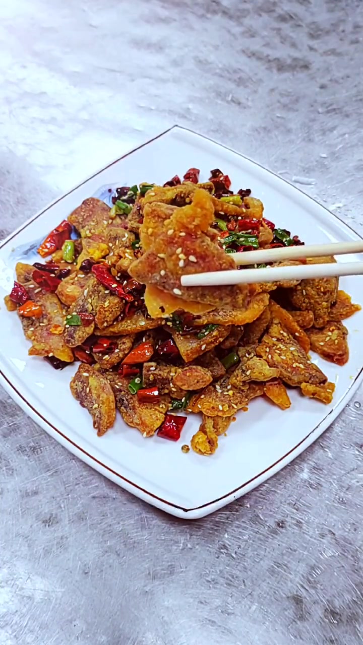 猪头肉还可以这样做,麻辣干香 非常过瘾。美食 每日美食分享 创作灵感 五一宅在家吃美食