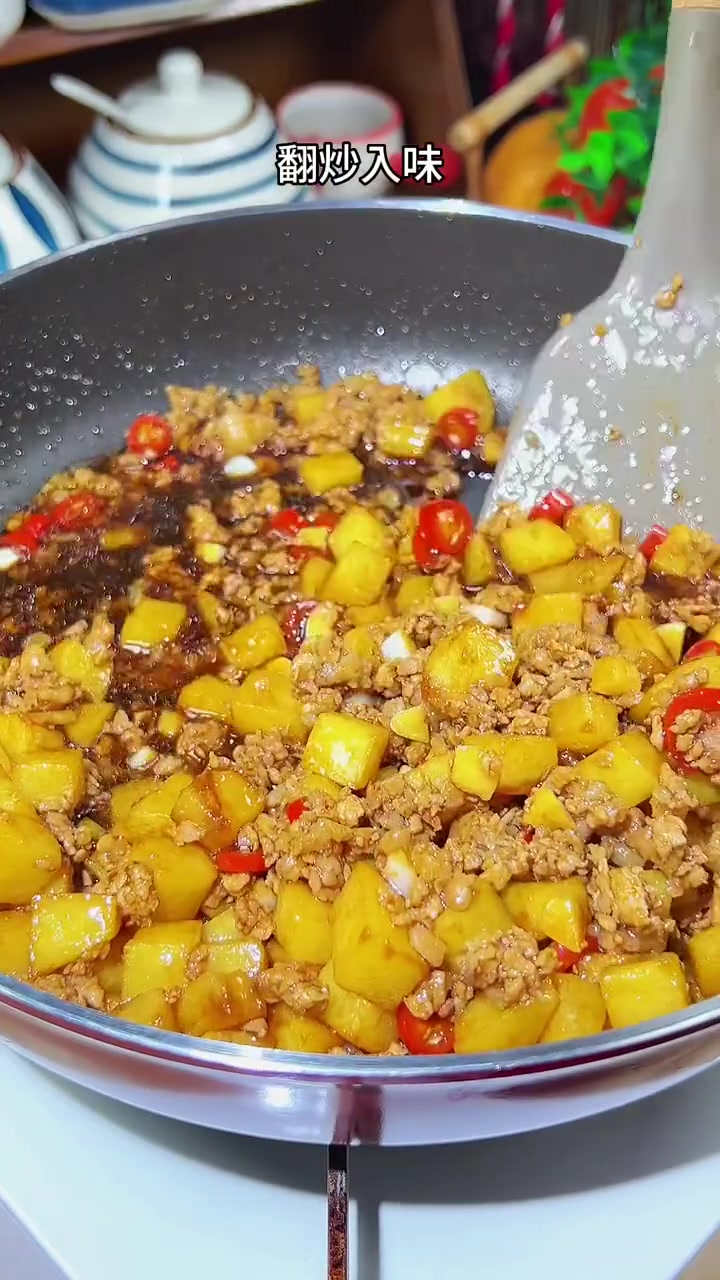 以后要是想吃土豆,你就像我这样做个肉末土豆。做法简单特别好吃 肉末土豆 肉沫土豆 家常菜 