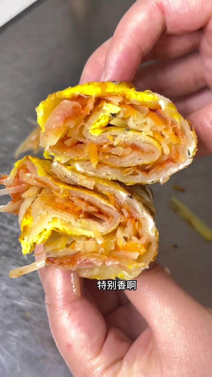 第60集|2岁宝宝早餐:奶香南瓜粥宝宝版煎饼果子,南瓜粥奶香浓郁超好喝,用手抓饼做的煎饼果
