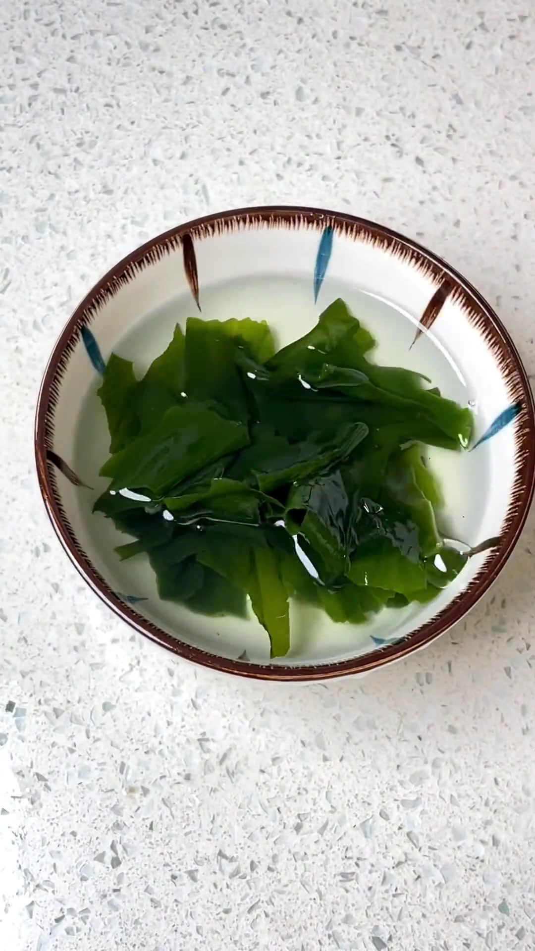 都问我宝宝怎么养的这么好?营养搭配肯定少不了啦,今天安排的黄骨鱼汤营养丰富,鲜甜好喝,元宝