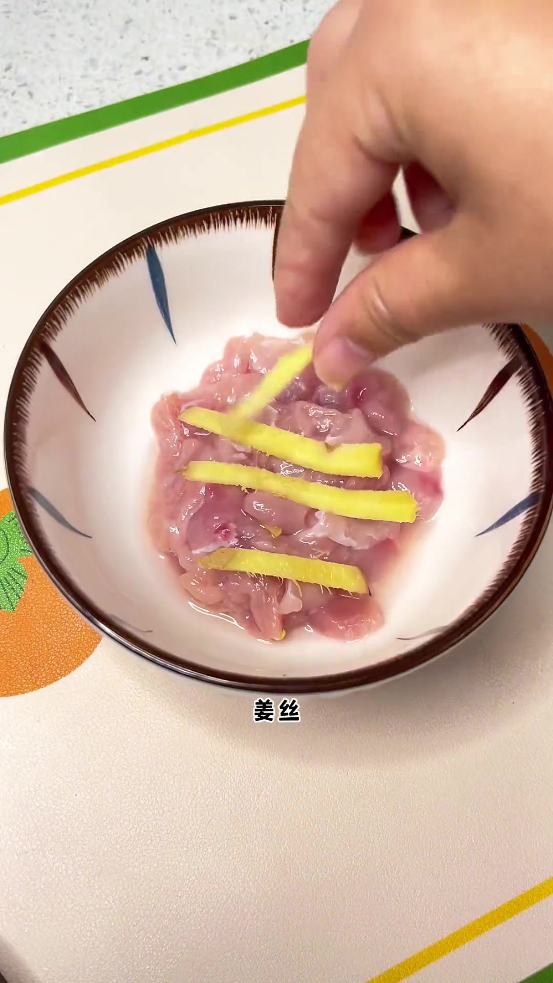 第31集|宝宝1岁后,一定要安排一次咖喱鸡腿饭,巨香巨好吃,饭渣都能变成干饭人,元宝吃光了