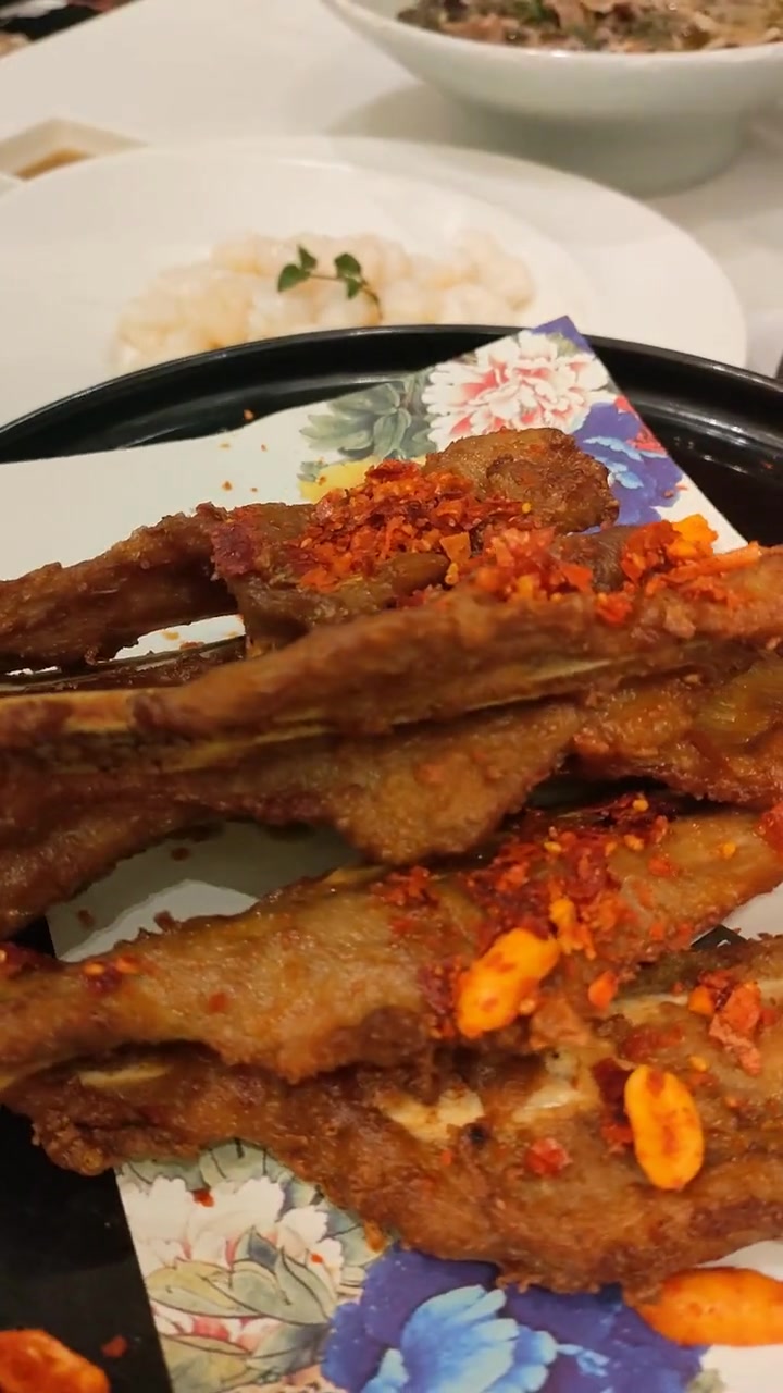 春日好食光 春日限定鲜味图鉴 享受这悠闲时光 本帮菜 上海1号私房菜 上海一号私房菜,地道