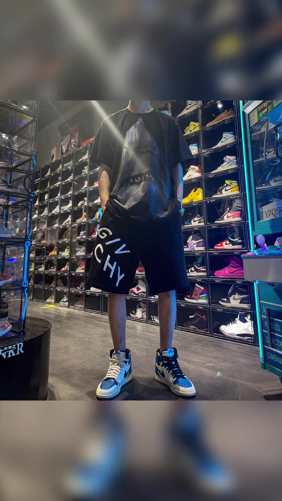 想念夏天了吗 奢潮穿搭 Givenchy 纪梵希短裤 纪梵希鲨鱼短袖 藤原浩倒钩 短袖搭配