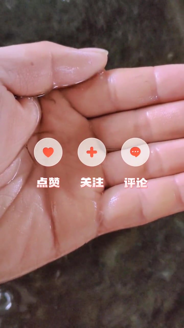 水花鱼苗其实指的就是鱼苗。在人造的流水环境中,通过水温、溶氧以及水质等产生的条件下发育成为