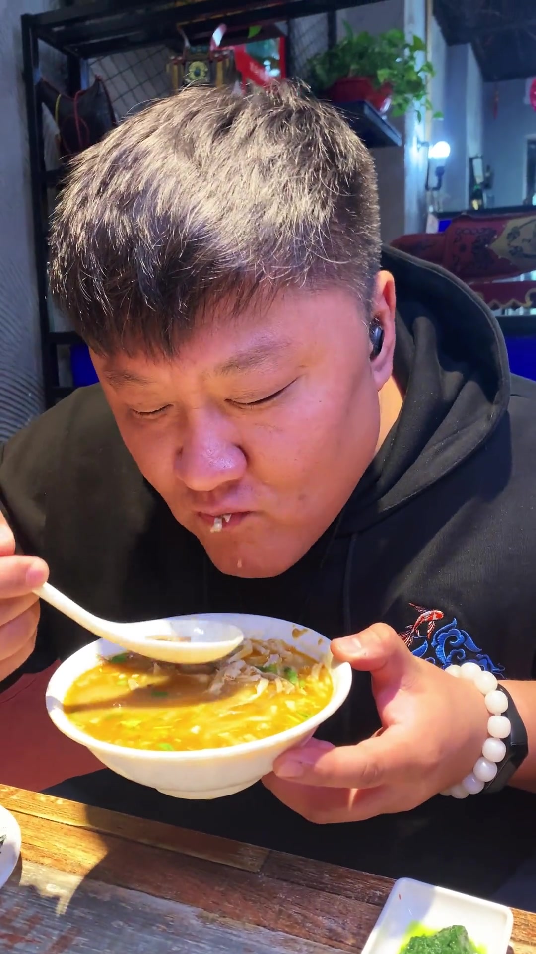 通辽必吃美食 探长带你尝尝地道的 羊汤 看看我们 内蒙古 通辽 早餐爽不爽 美食探店 内蒙