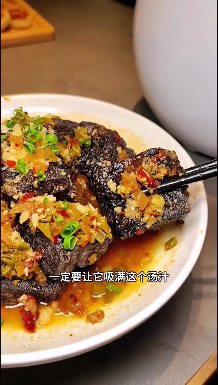 天津滨海生态城彭厨新店开业啦,整整一锅电饭煲肉汤泡饭才29,里面都是肉,还有69代100可