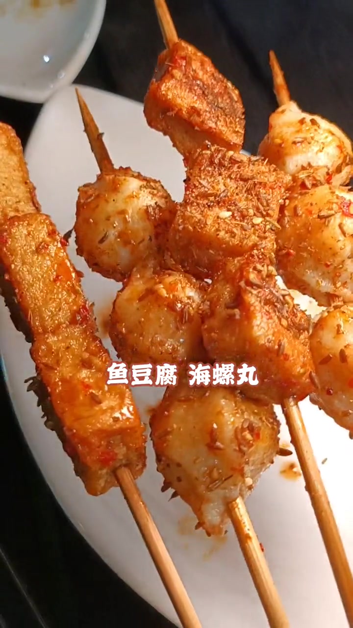 大连美食旅游攻略 在大连东港游艇码头吃海鲜烧烤,并不是只有土豪才能吃的起,战神音乐餐吧13