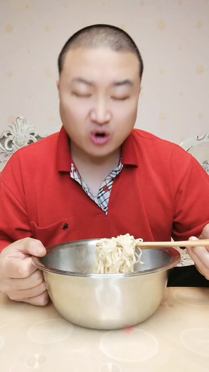 泡个方便面才用几分钟