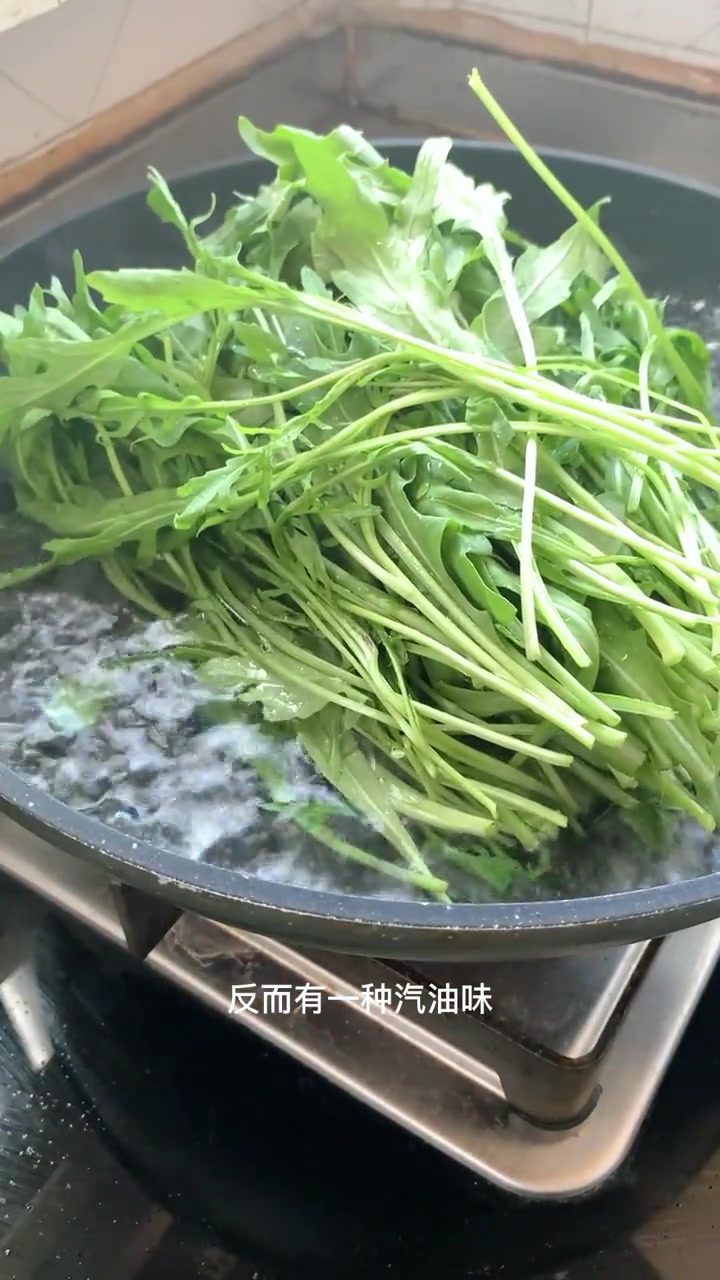 中国足够大系列之第一次见到芝麻菜,凉拌清新爽口