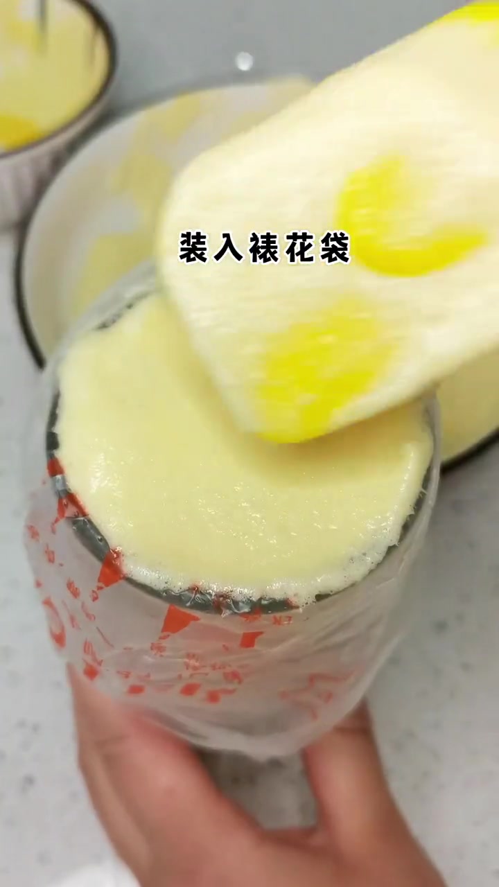 第26集|家有平底锅就能做宝宝爱吃的舒芙蕾小蛋糕,香甜松软,当早餐当零食都ok,做法很简单