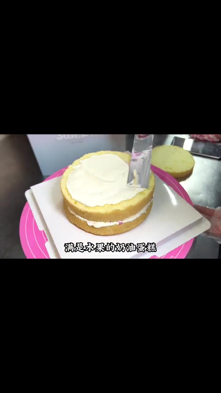 母亲节啦!快给妈妈订个蛋糕高兴一下吧。蛋糕 母亲节 好吃的 母亲节快乐 甜品