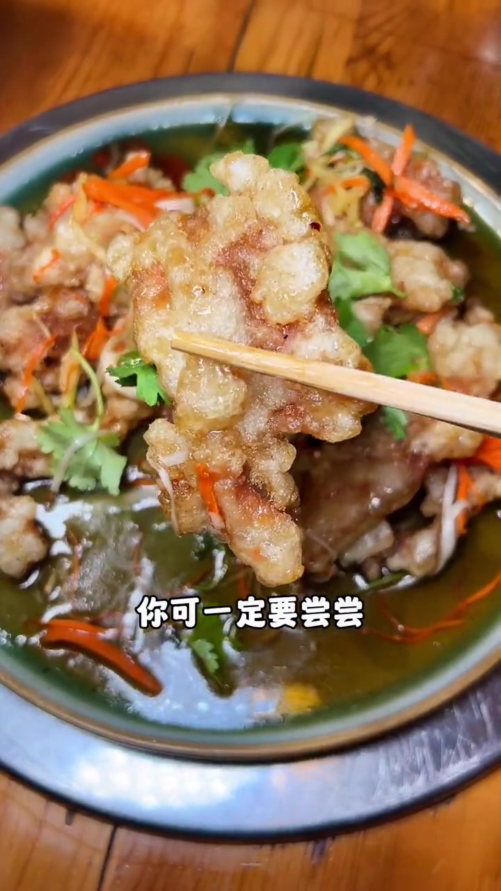 烤蹄锅包肉三丝爆豆 点击视频左下角定位抢购 春光好食节 本地宝藏美食 必吃榜