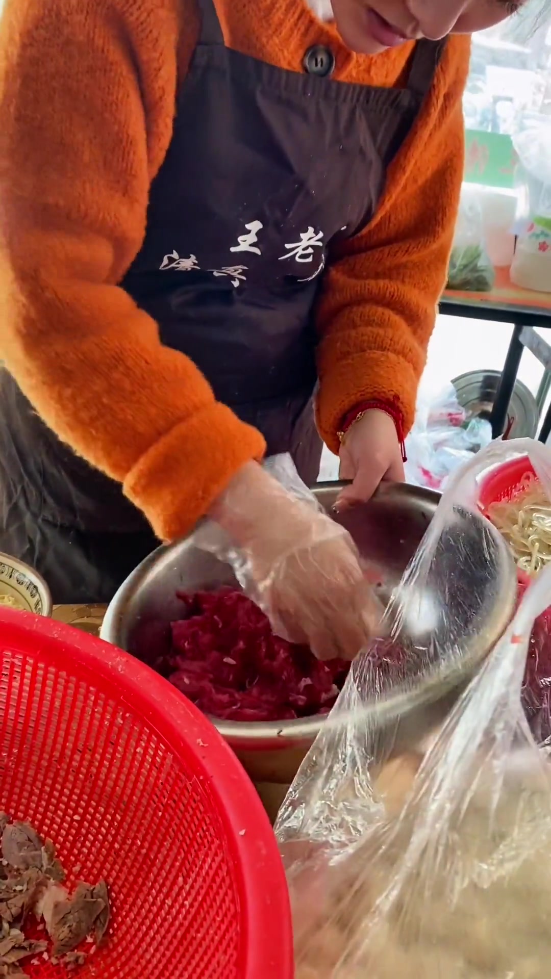 淮南牛肉汤排队最多的王老三牛肉汤,多个网红打卡,味道和口感确实好 牛肉汤 淮南牛肉汤 安徽