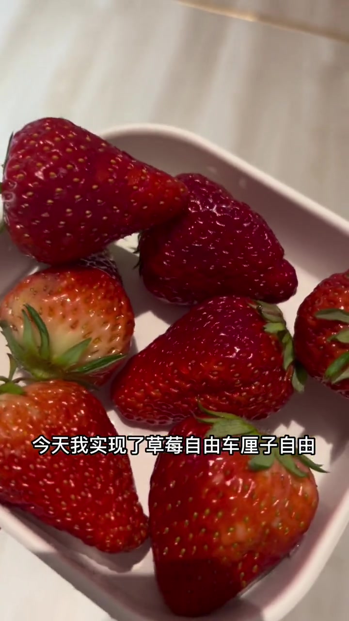 美食探店流量来了 杭州自助餐 在水裹约会 水裹聚会欢乐加倍 聚会吃自助餐就来杭州水裹汤泉