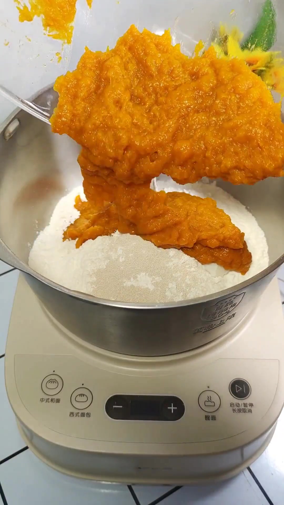 宝妈花三小时沉浸式做了一周主食备餐,用最简单的食材换着花样做 孩子吃的开心,妈妈再辛苦也值