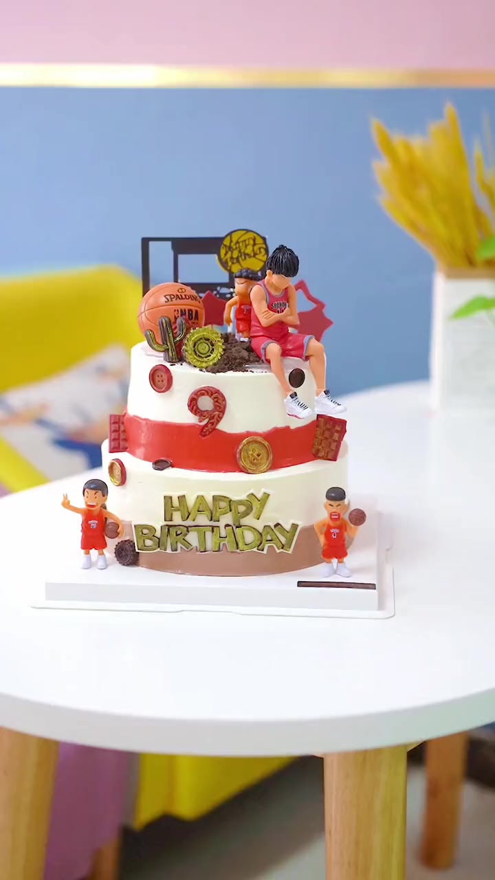 第23集|今天的小寿星是一个篮球迷,宝贝妈妈特意为儿子订了一款灌篮高手主题的生日蛋糕。暑假