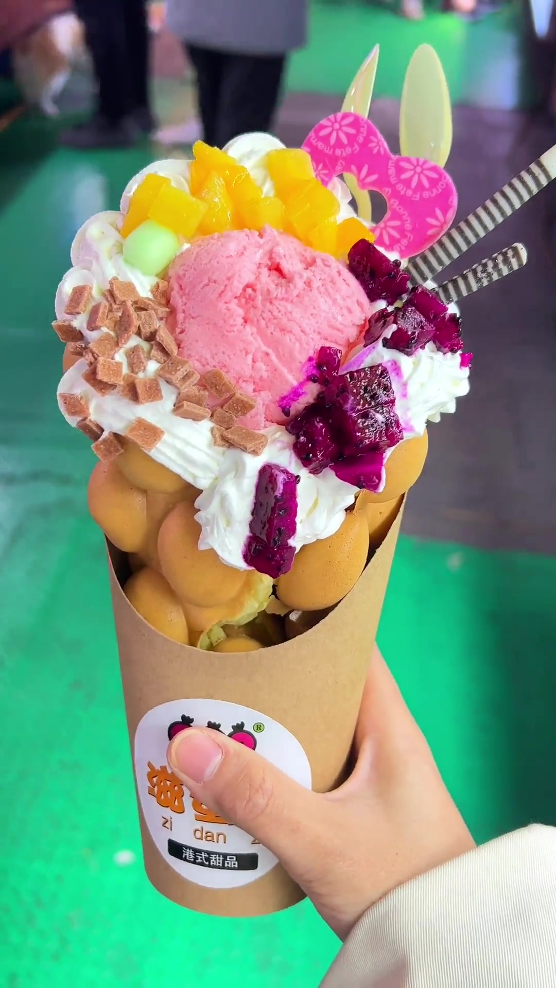 第7集|来吃鸡蛋仔啦 咬一口奶香奶香软呼呼～街边小吃 路边摊美味 城市里的烟火气 鸡蛋仔