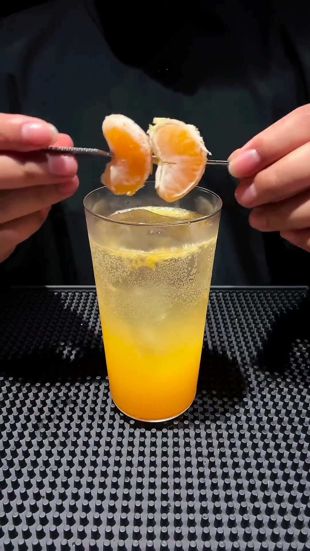 终于用到这首背景音乐 tizzyt 橘子 橘子鸡尾酒 +小助手