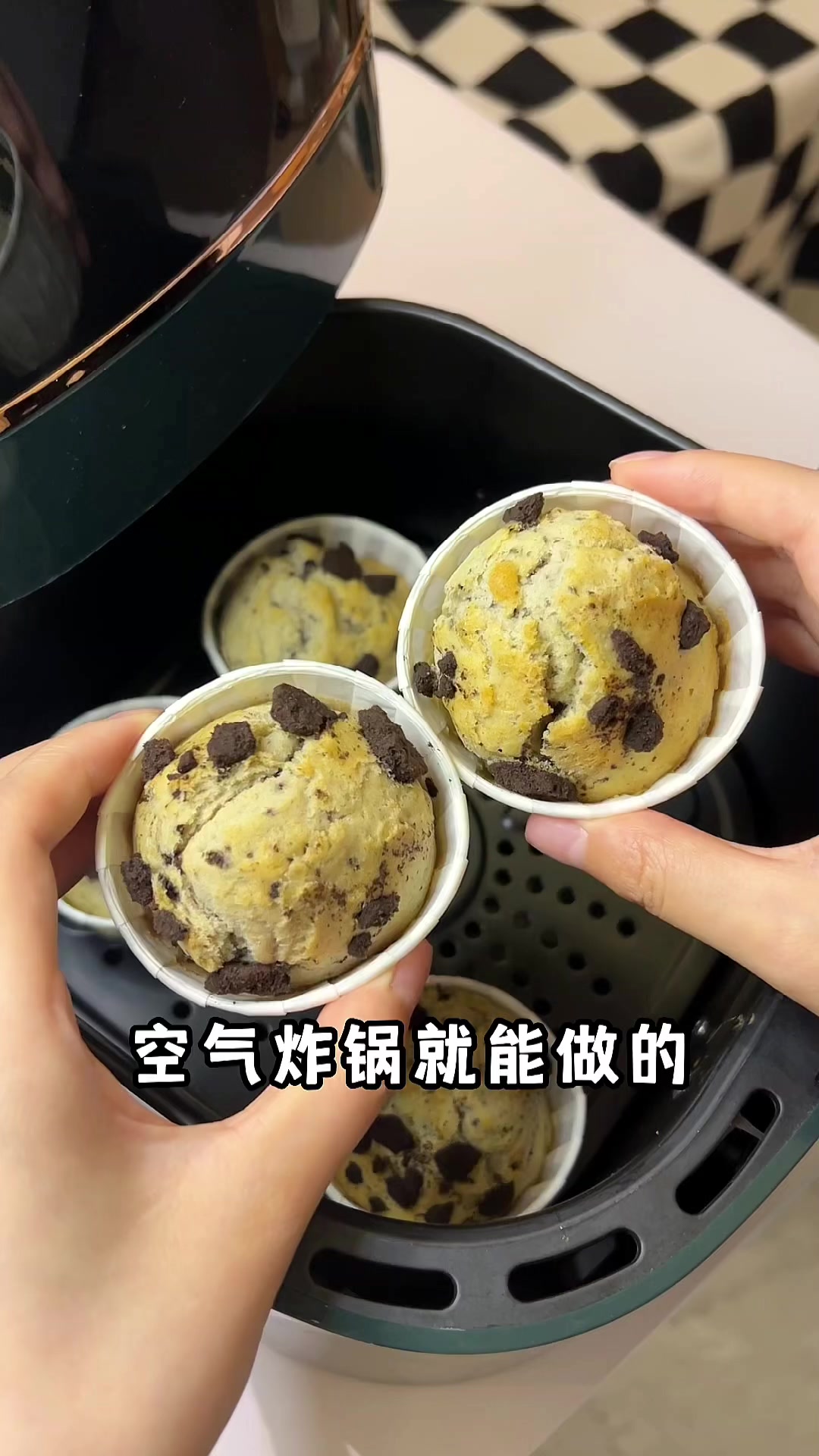 烘焙vlog|奥利奥麦芬蛋糕????免打发 超松软