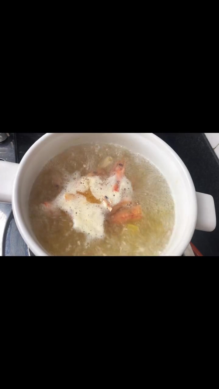 (潮汕砂锅粥)做法简单!很爽口很好吃 虾 螃蟹???? 砂锅粥