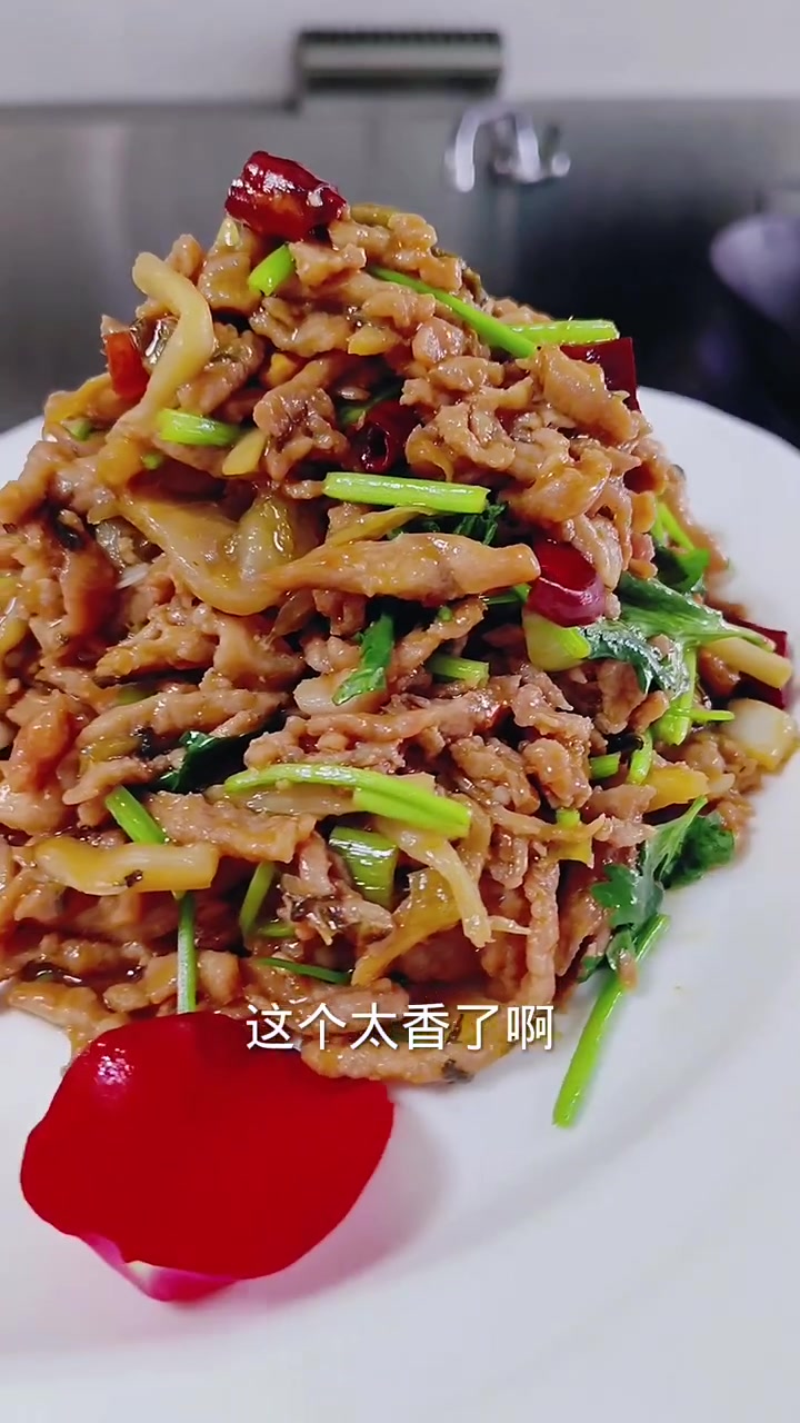 梅菜笋丝炒肉丝教程