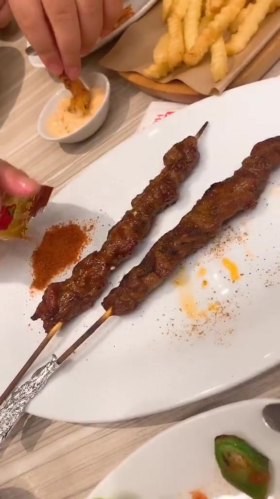 第8集|堂食必胜客,随便拍拍!必胜客 龙虾意面