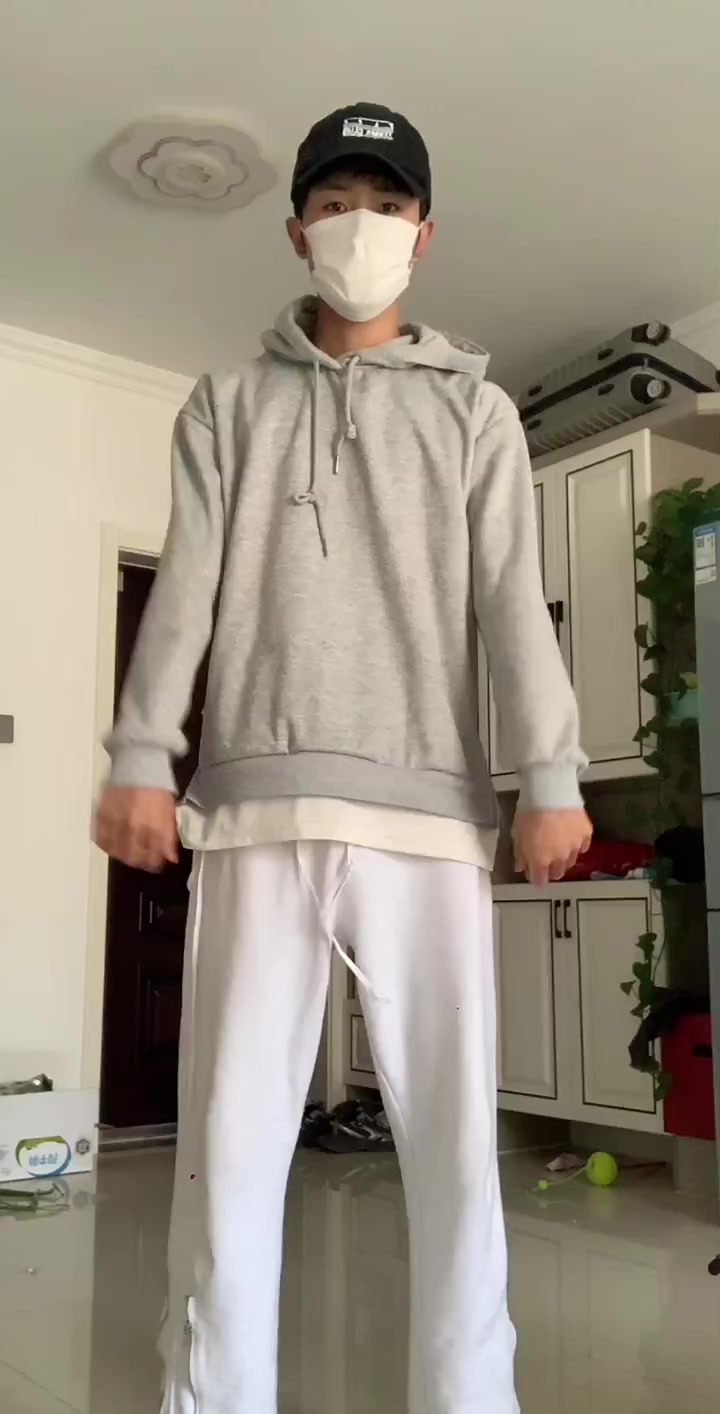 搞笑 帅哥 腹肌 体育生 健身 肌肉 这才是猛男该跳的舞
