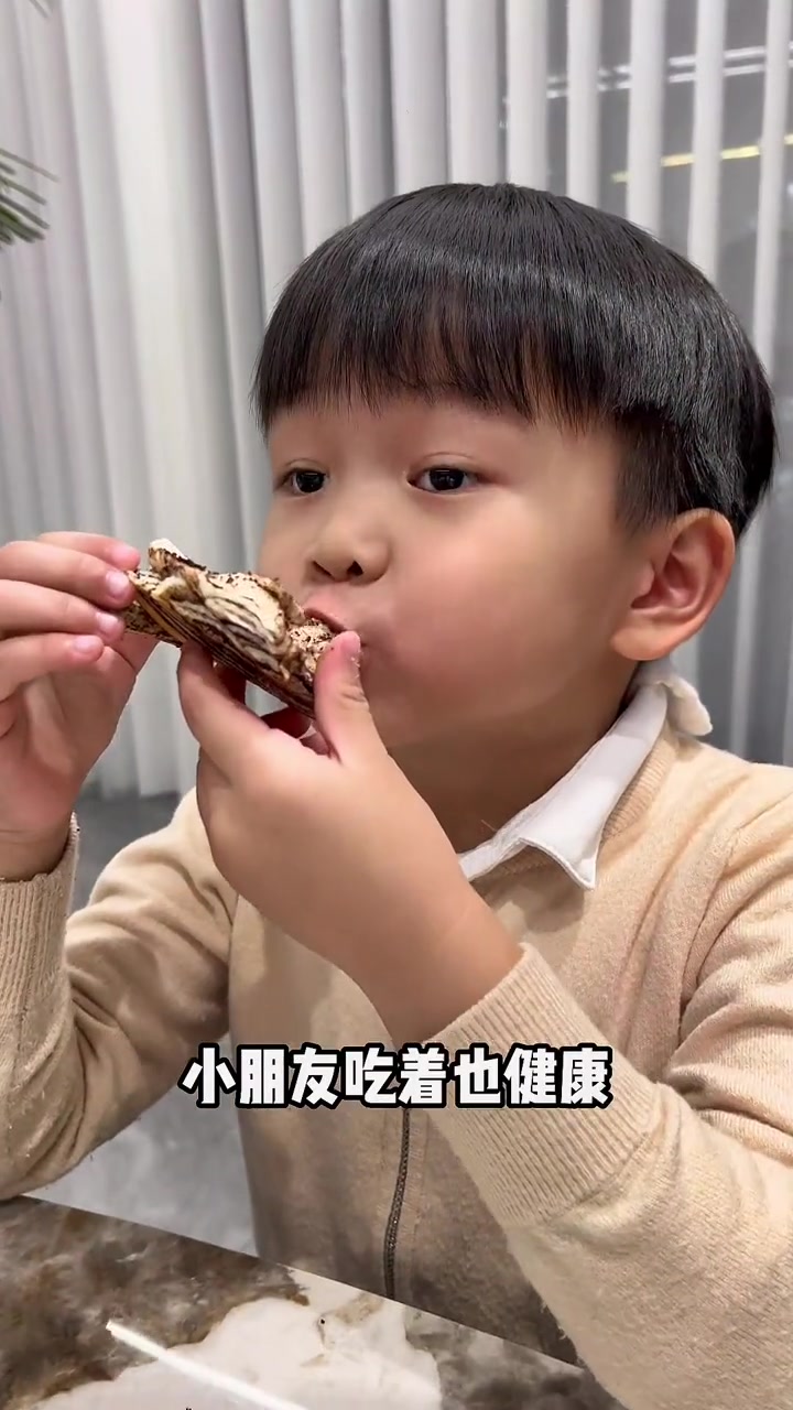 爸爸糖吐司界的课代表,每天现烤现切,特别好吃,全国200+门店可用 爸爸糖 心动上新季 天