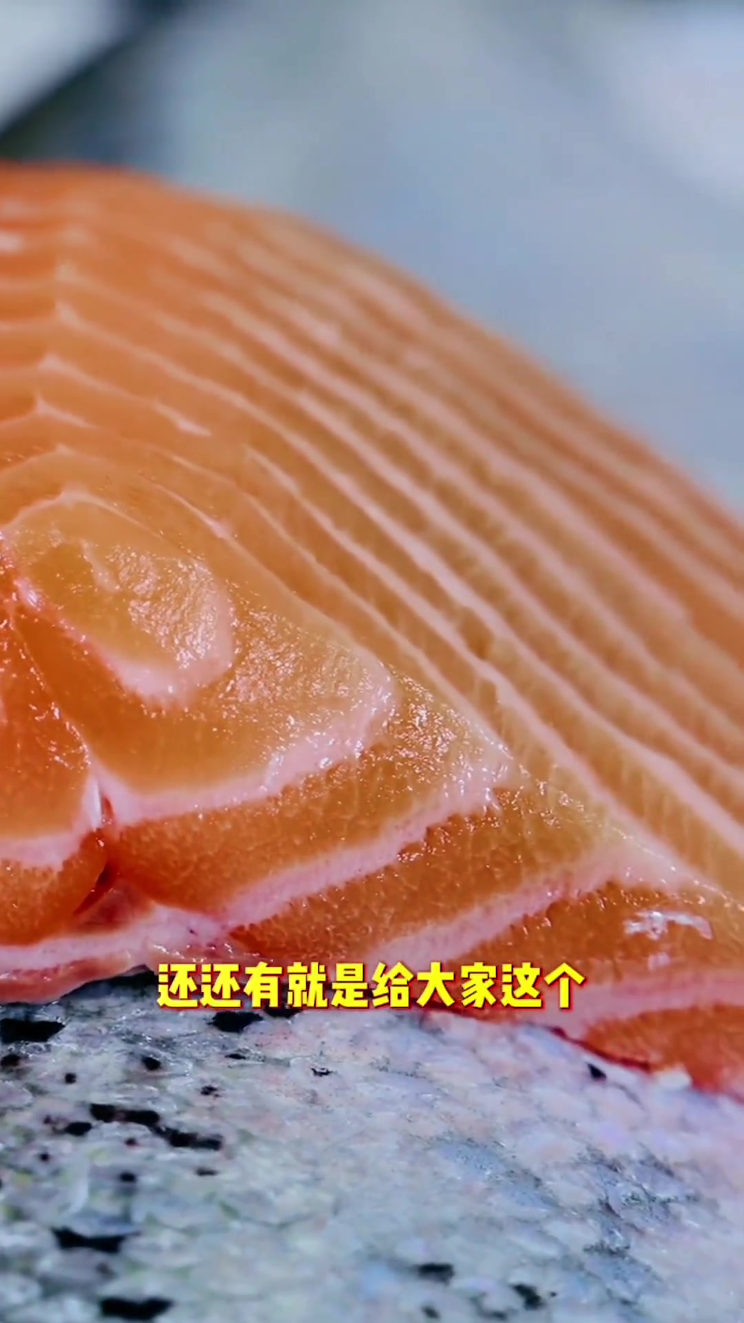 三文鱼和虹鳟鱼的区别,你有没有踩过雷?