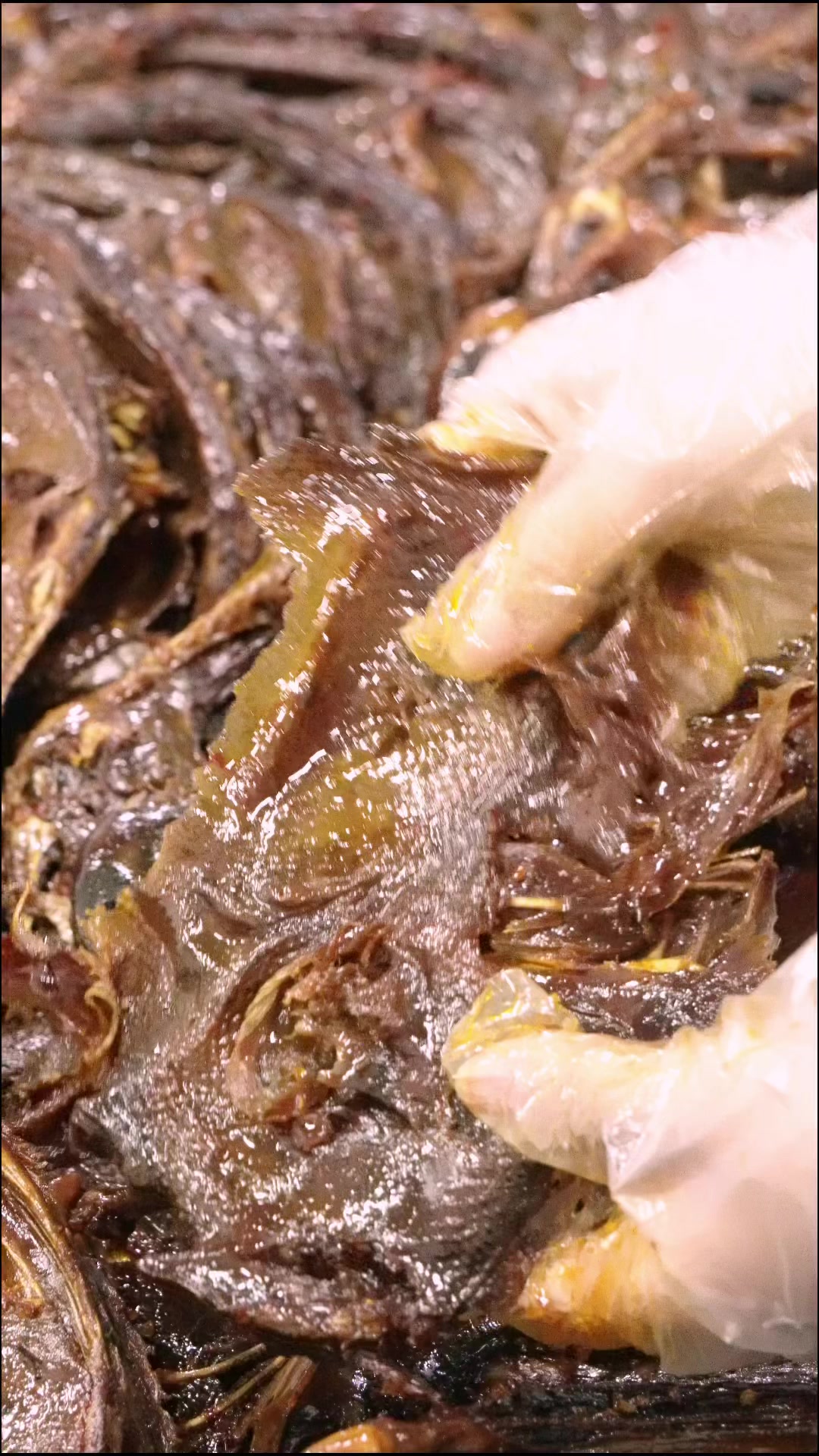 老麻鸭制作的酱板鸭你们知道老师傅制作方法吗?