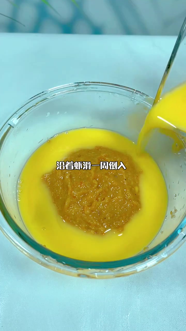 都说宝宝多吃虾补钙好,宝宝添加辅食后又要保证每天一个鸡蛋,怎么才做到,又有鸡蛋,又有虾,还