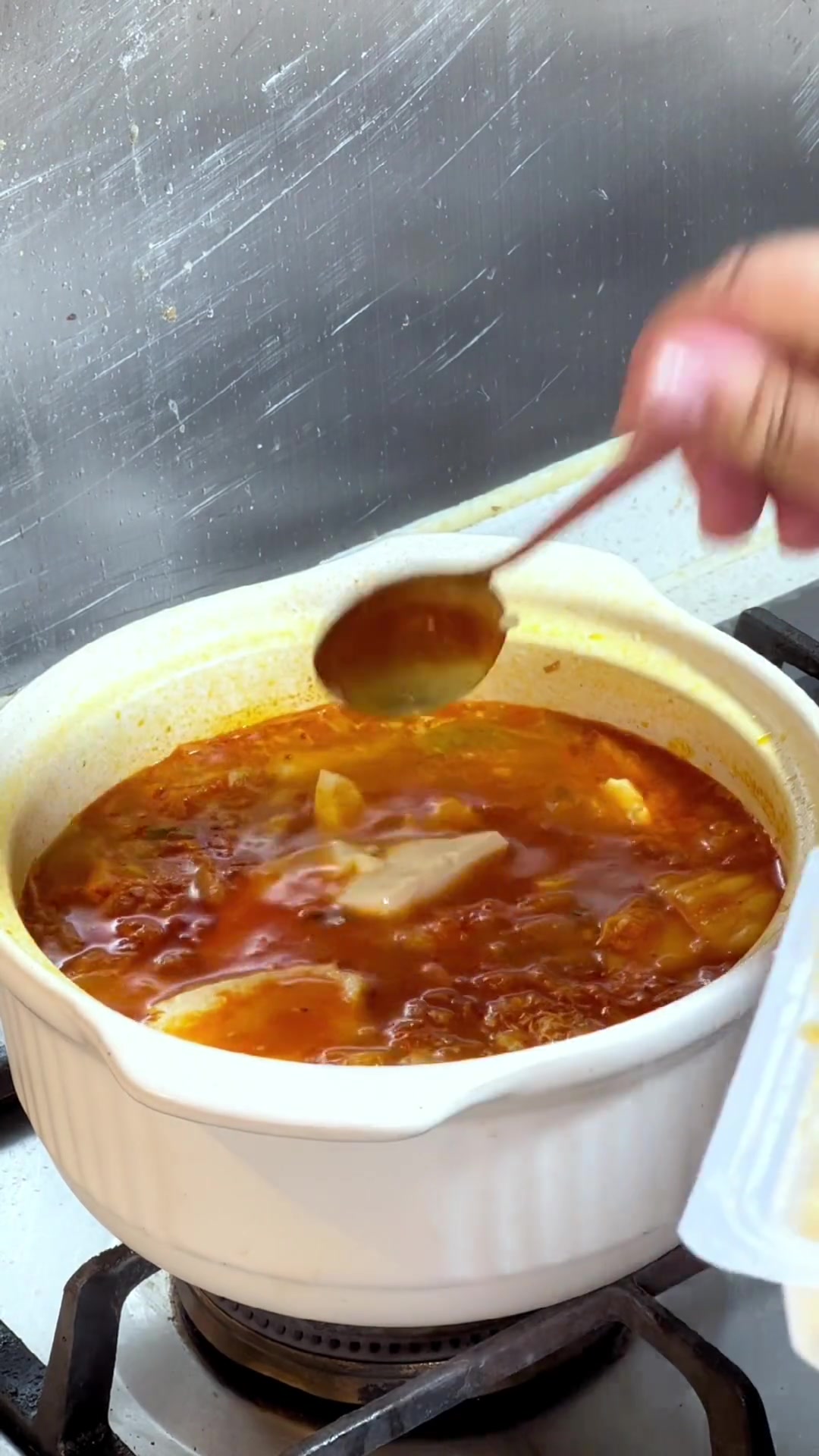 天气凉了,韩式嫩豆腐汤走起 冬季暖胃美食 天冷了吃点啥 世界杯吃什么 早餐吃什么