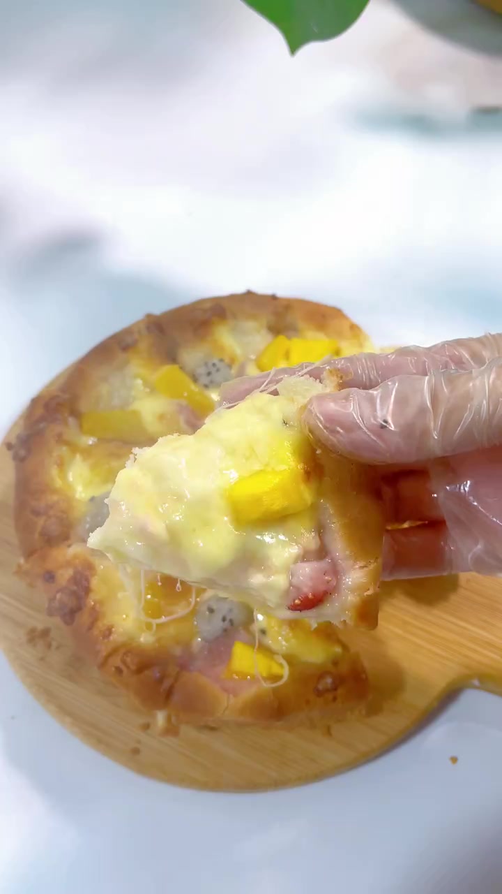 宝宝版的水果披萨,自己在家做,给大家分享烤箱或(空气炸锅)和平底锅2种做法