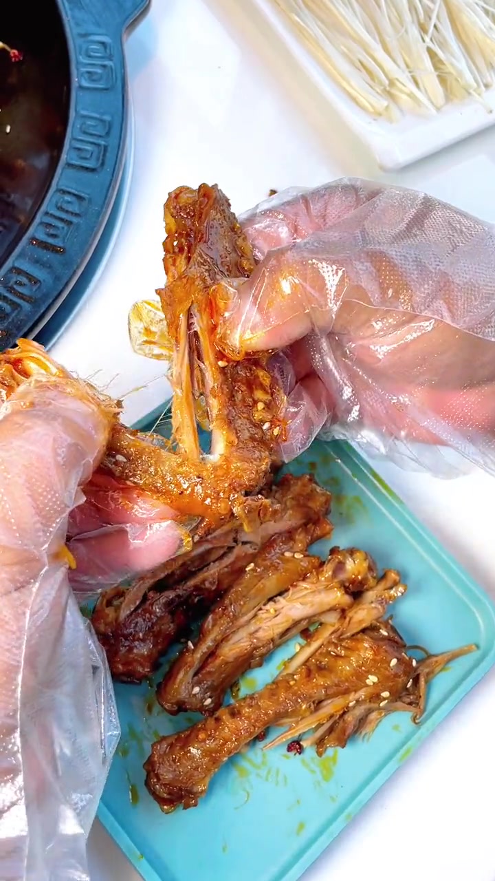 吃遍西安火锅店,鸭掌门特色火锅 特色火锅 美食 探店 好吃上瘾的火锅店推荐