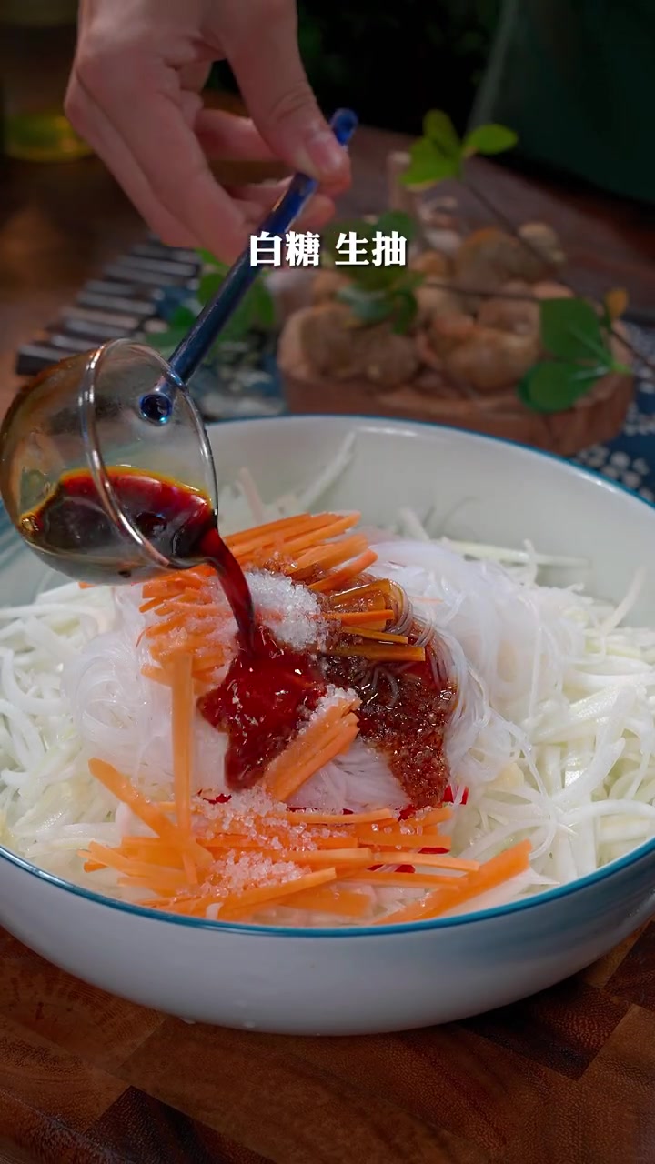 天热来上一盘凉拌白菜丝