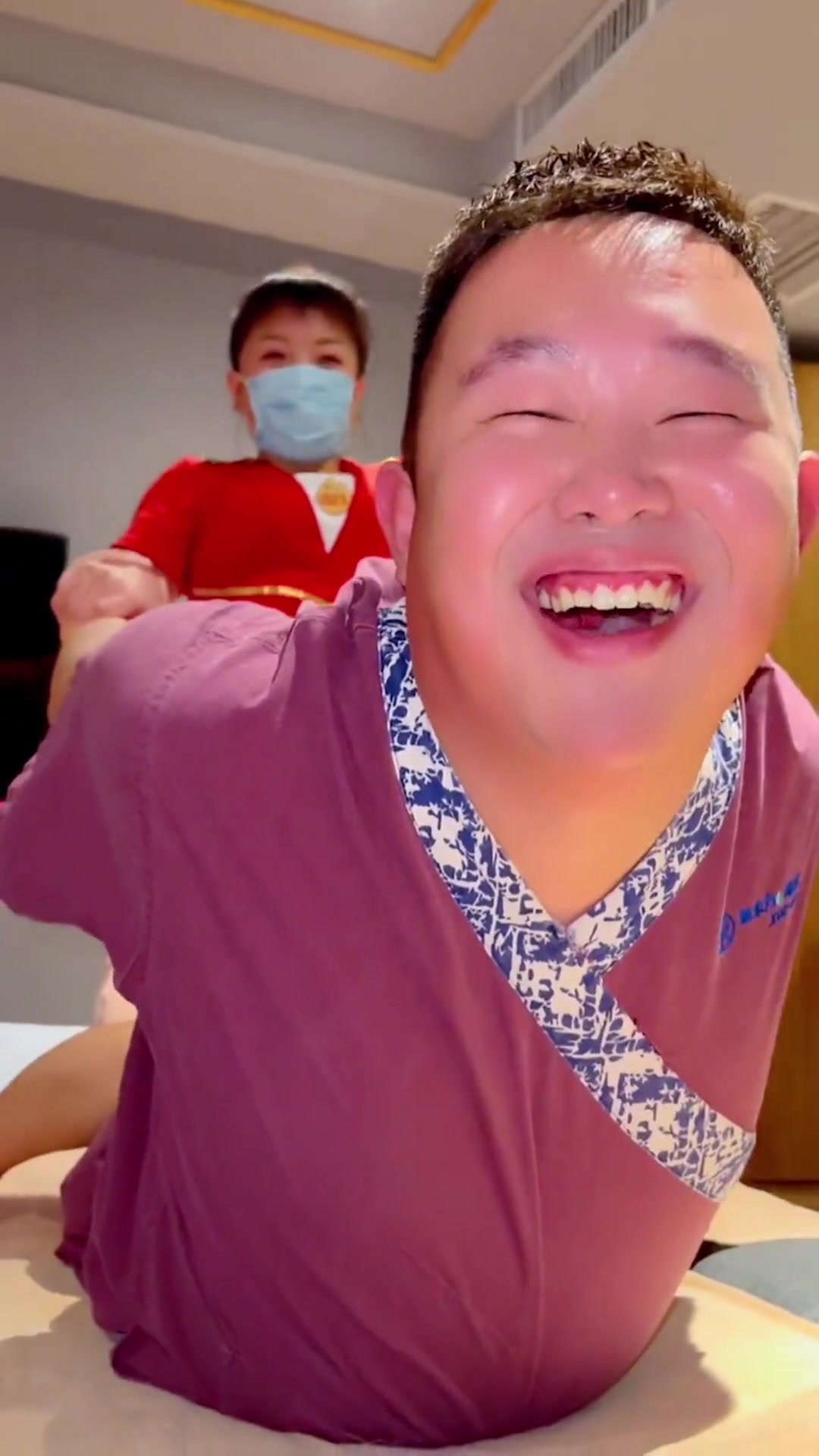 食客玩家 马上过年了是不是该洗澡按摩了,本溪洗浴天花板新东方汤泉出团购了,两大一小才66这