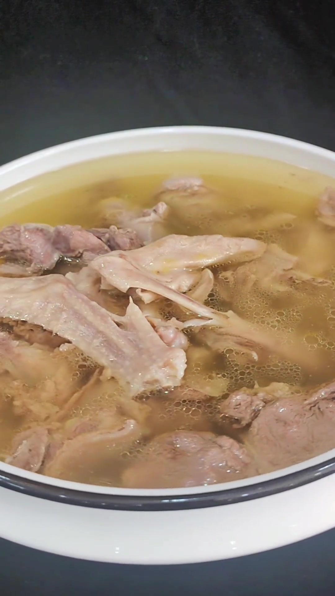 家庭版老鹅汤 爱生活爱美食 六一就是要快乐呀 在家做美食