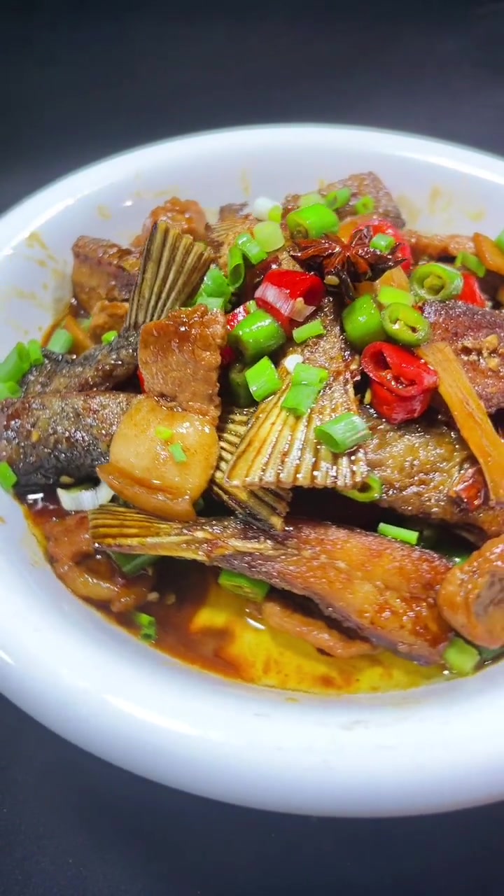 咸鱼烧肉 美食教程 农村美食 乡村味道 下饭菜 家的味道