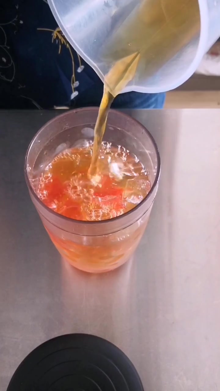 蜜桃红宝石