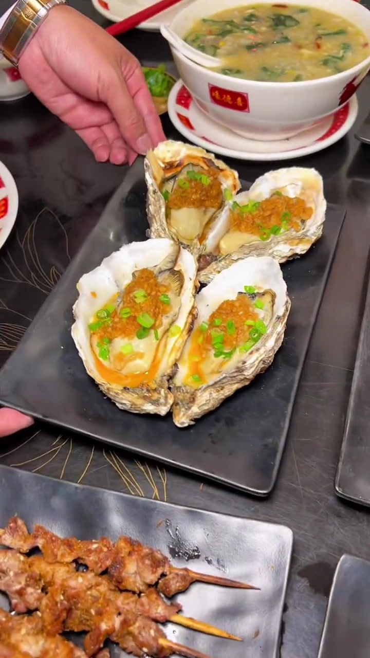 第7集|猎德街坊的食堂!十几年老字号蠔德喜!上了团购新品148招牌生蚝烧烤套餐!再加上38