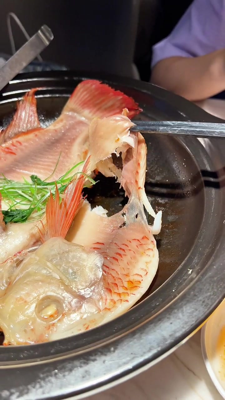 陶陶居作为百年老字号,喜欢粤菜的必然要打个卡,夏日小海鲜上新非常推荐 陶陶居夏日小海鲜上新