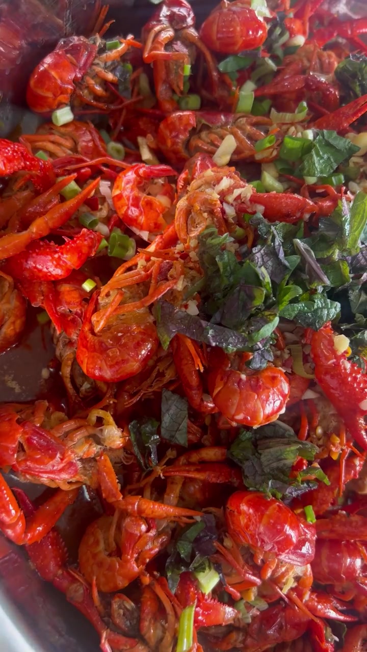 来看看今日份消防队的美食～大家中午吃什么?儿童套餐 晒晒你的六一小餐桌