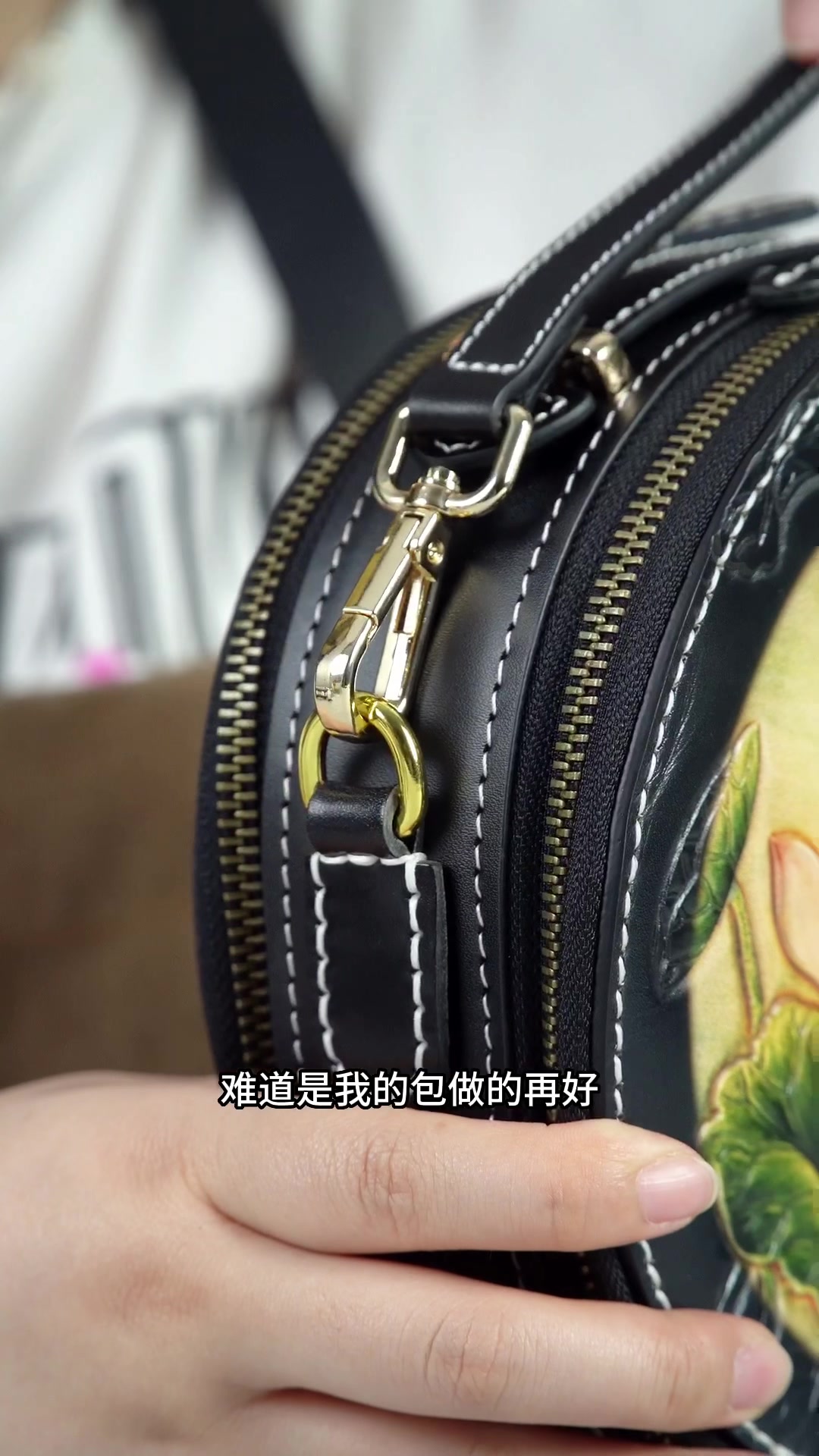 精致又好看的彩绘包包,什么颜色款式都可以做哦
