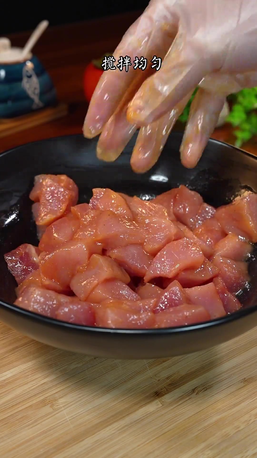 年夜饭餐桌上做上这道酸甜咕噜肉、酸甜可口、大人小孩都爱吃 年夜饭 酸甜咕噜肉 家常菜