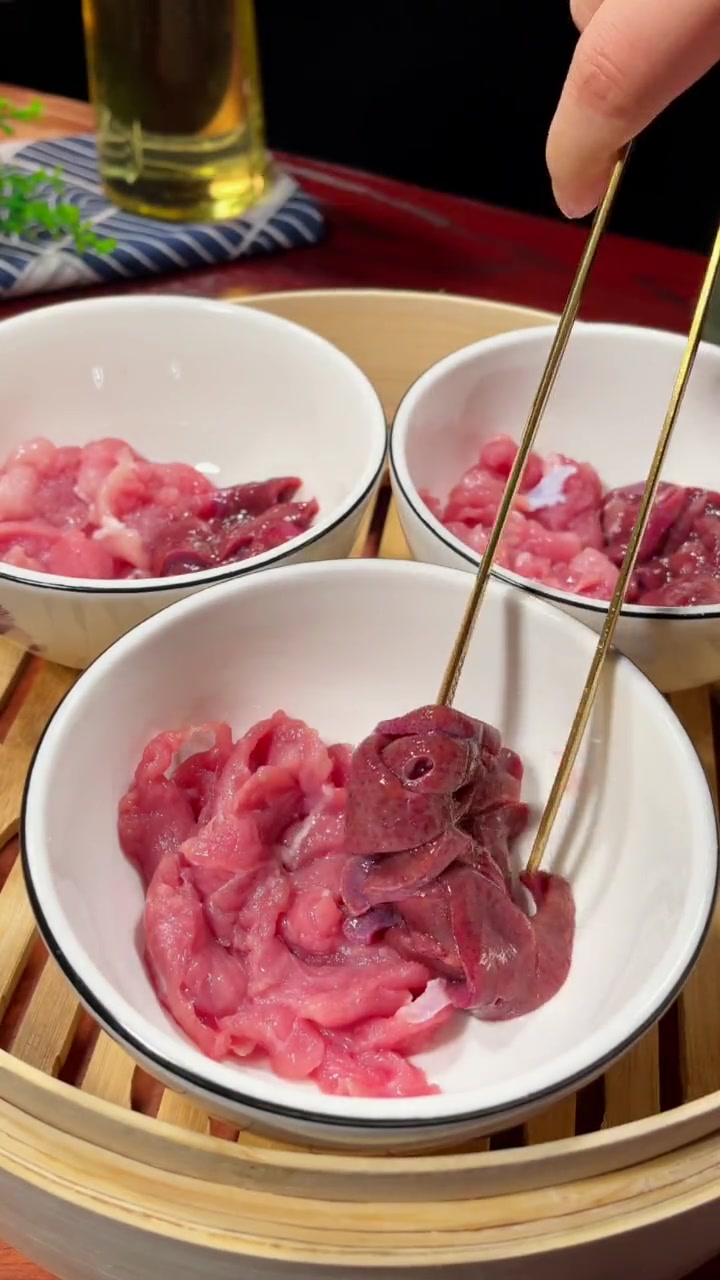 汤鲜味美做法简单的猪肝瘦肉汤,孩子饭都多吃一碗 做法简单又营养 猪肝瘦肉汤