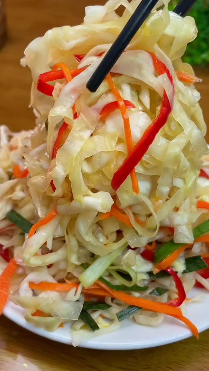 酸包菜这样做米饭不够吃 酸包菜 泡菜还能这样泡