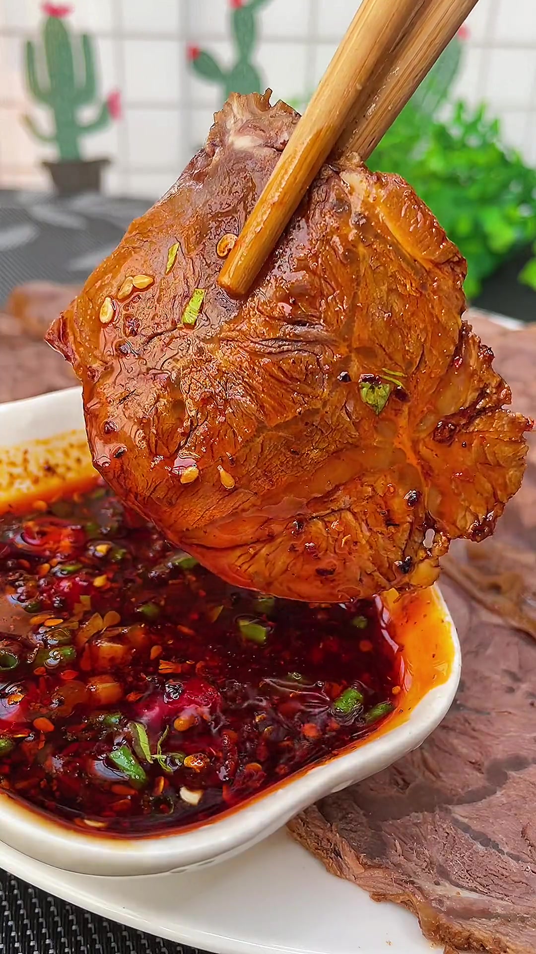 牛腱子还是做成酱牛肉才好吃 酱牛肉 牛腱子 卤牛肉